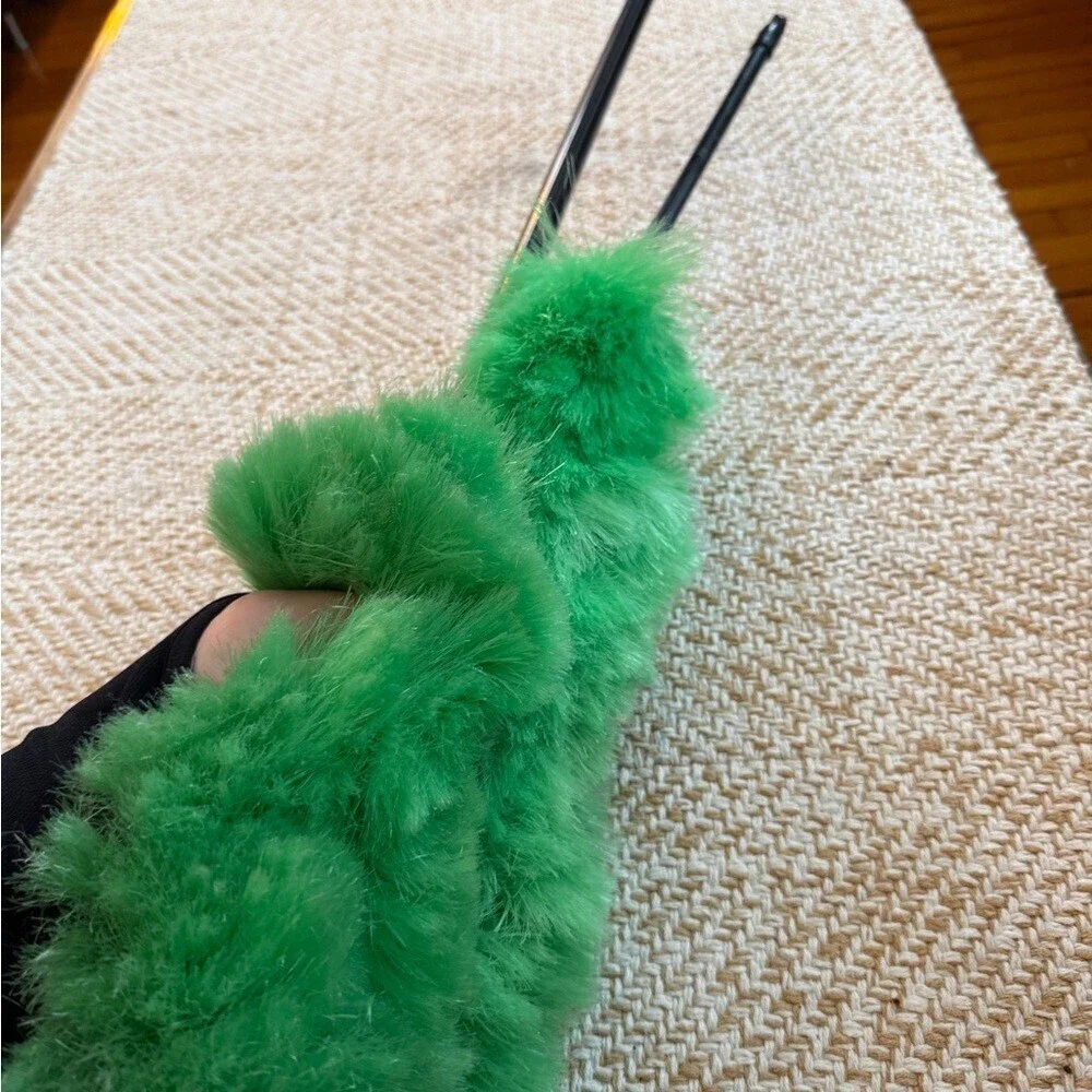 Green Extendable Dusters